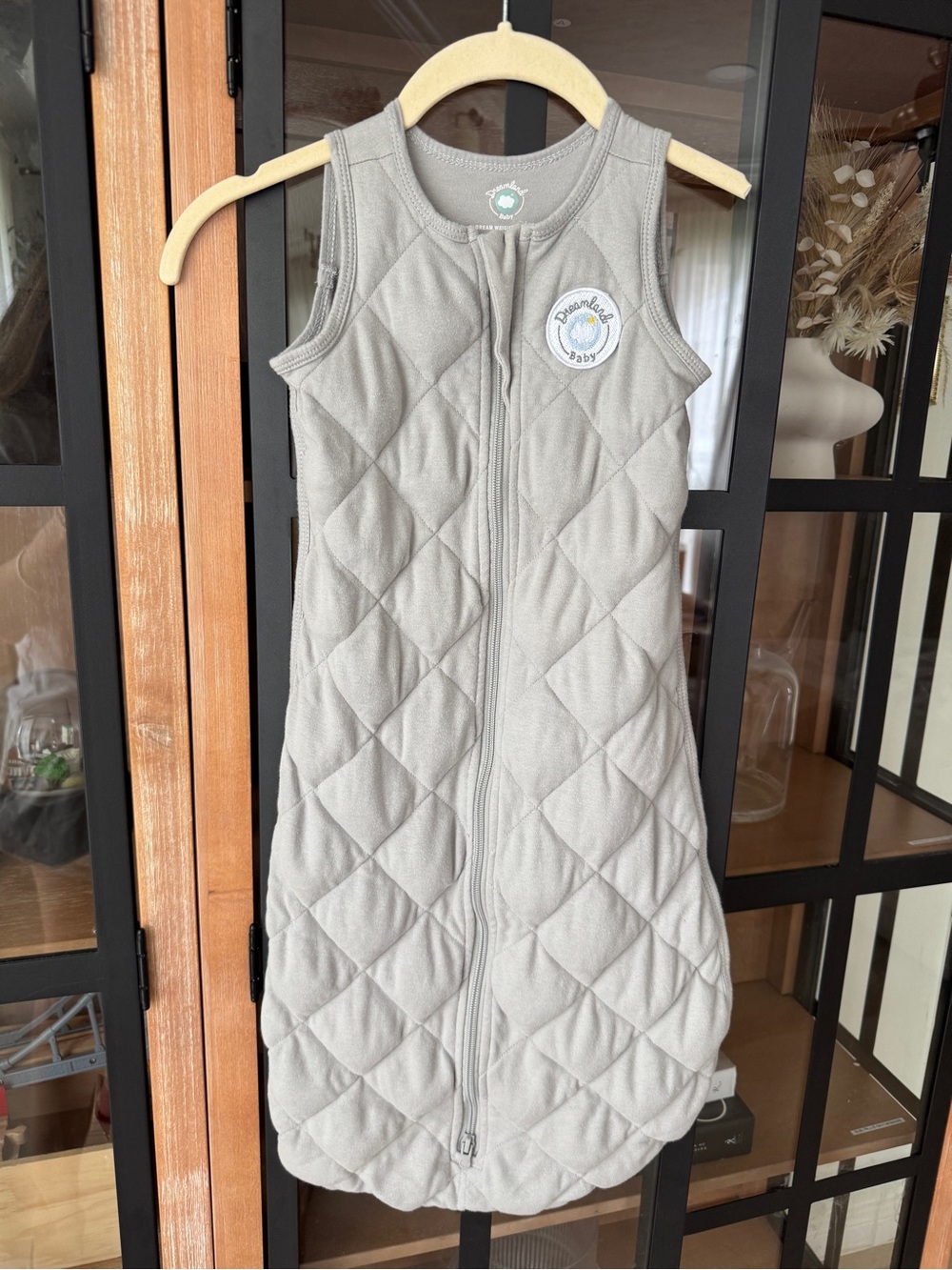 Dreamland baby sleeping sack zipper unisex neutral wearable blanket 6-12 months